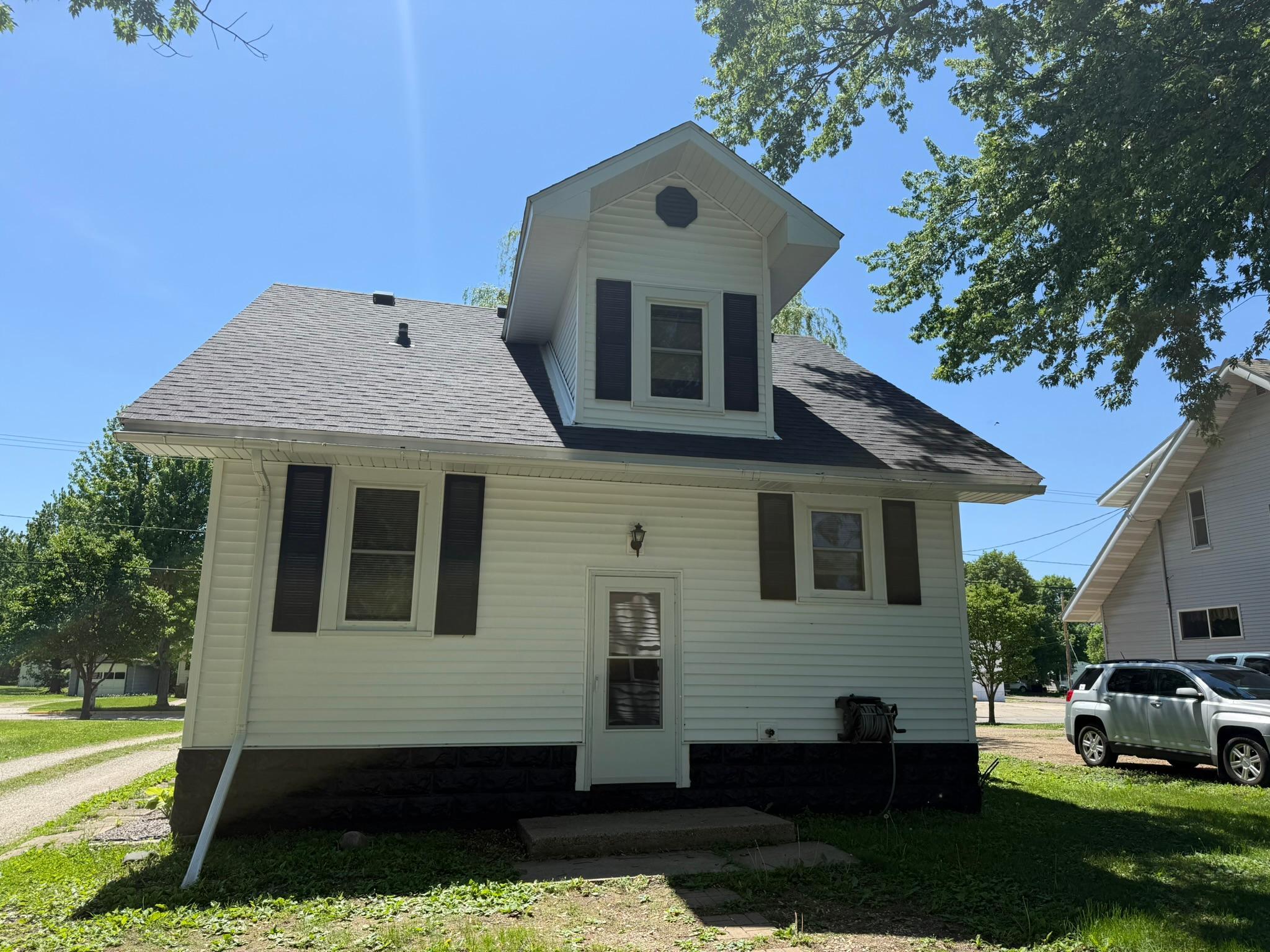 Just Listed! 211 2nd Street SE, Grand Meadow, MN