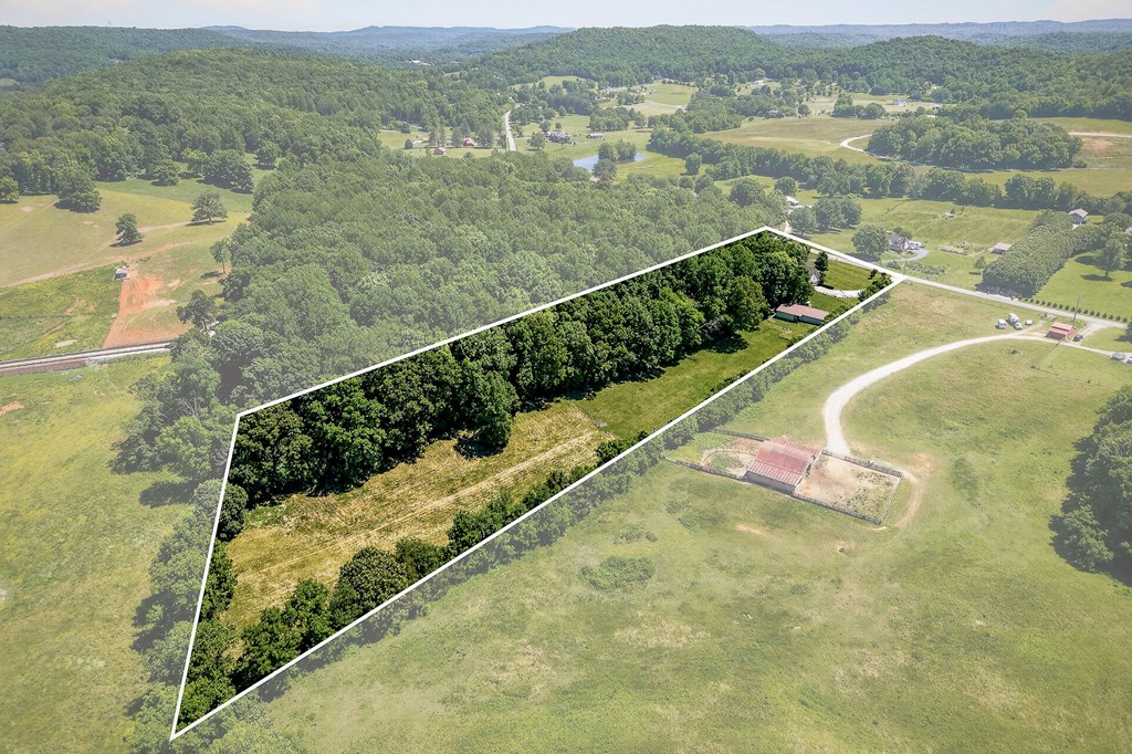 2246 Hidden Cove Rd