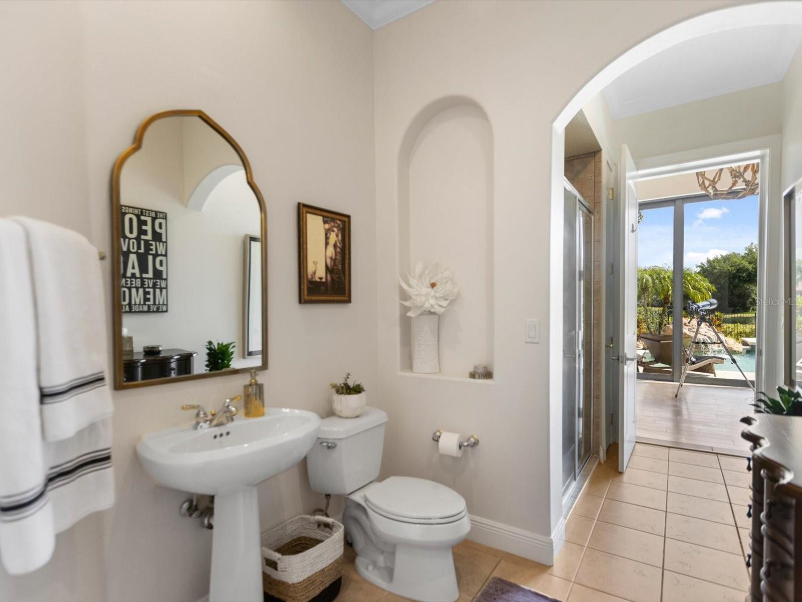 6215 Blakeford Drive