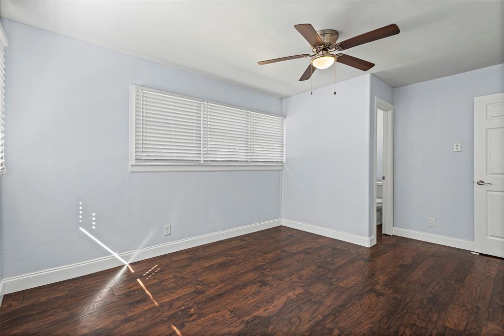 3350 Kingsbury Avenue