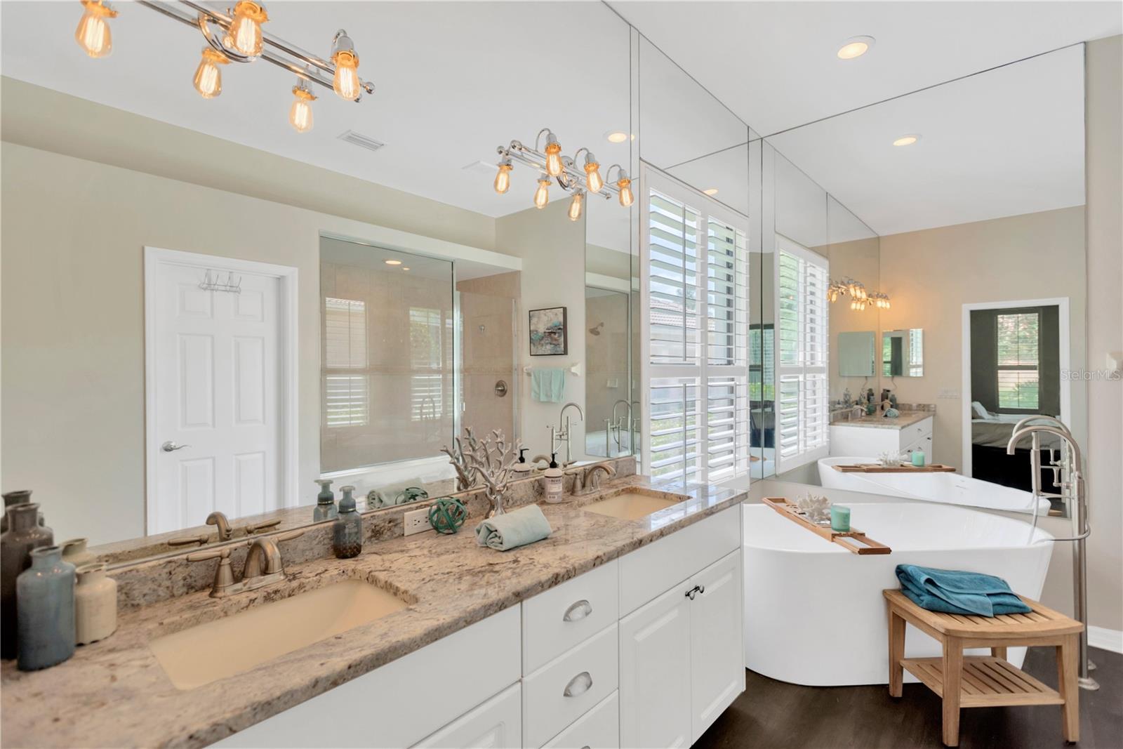 13872 Siena Loop