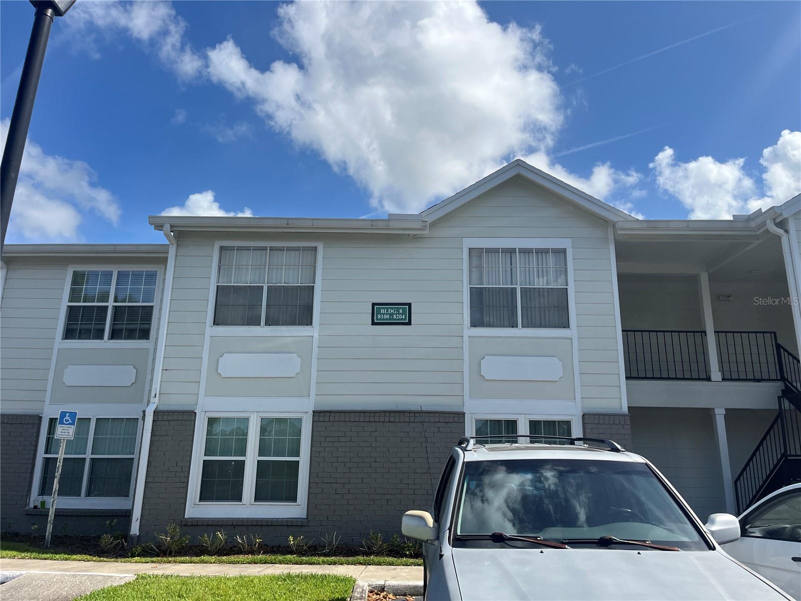 2550 N Alafaya Trail 8204