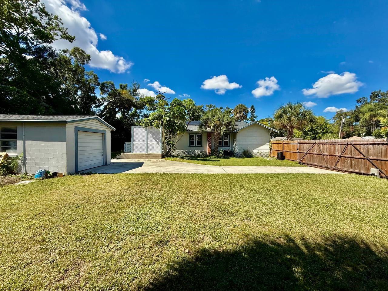 2120 46th Av N