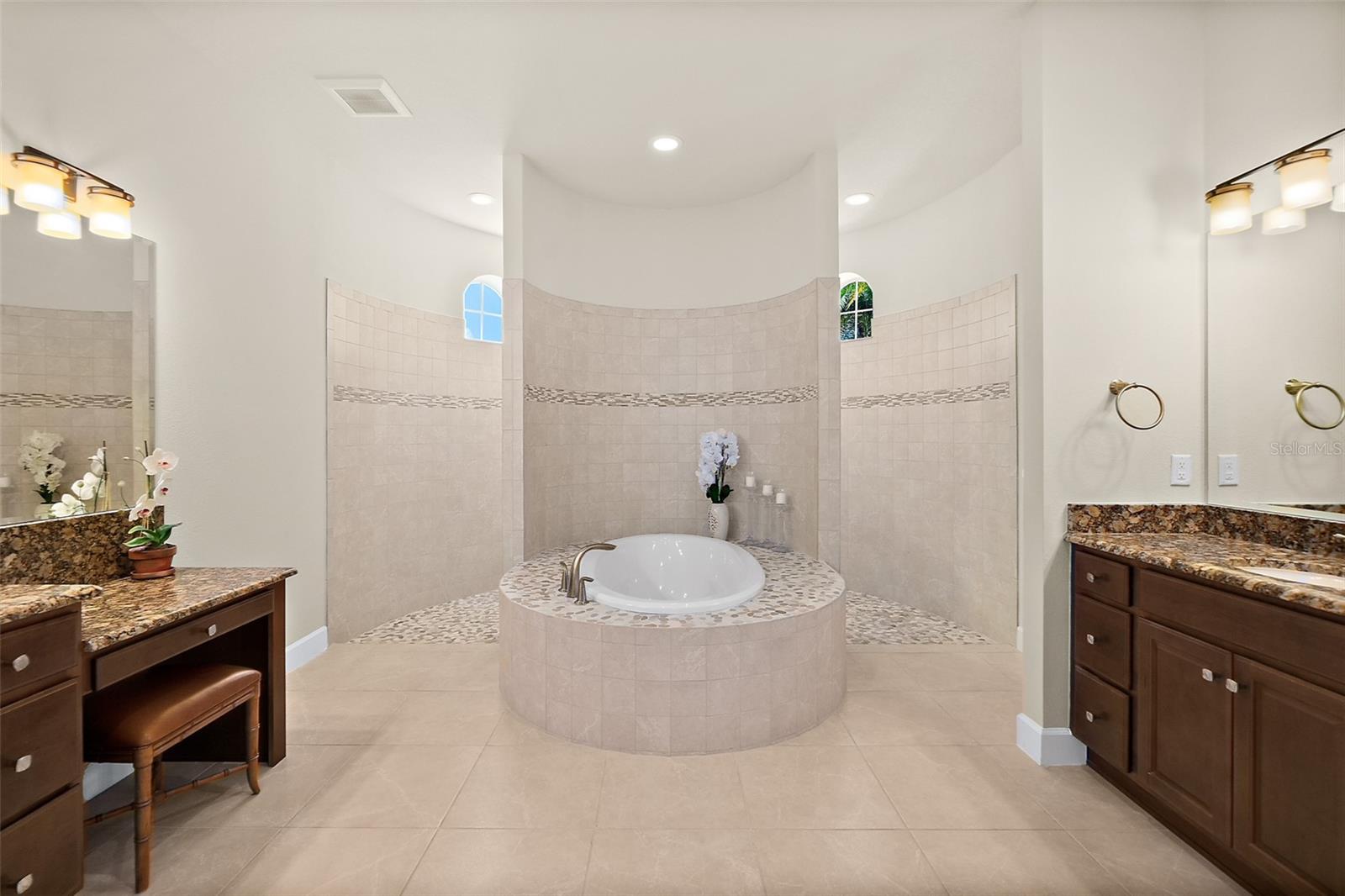 1319 Redbourne Lane