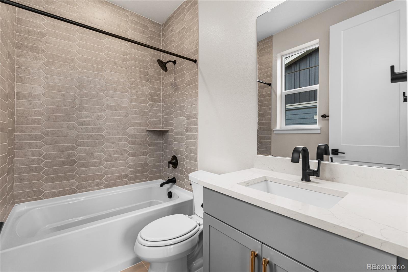 6529 Still Pine Circle