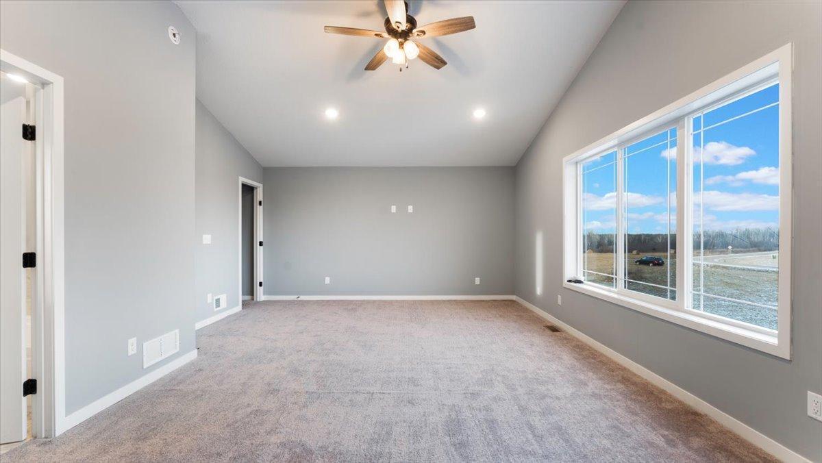 12401 Knick Knack Drive