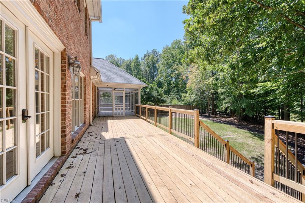 4904 Whitehaven Circle