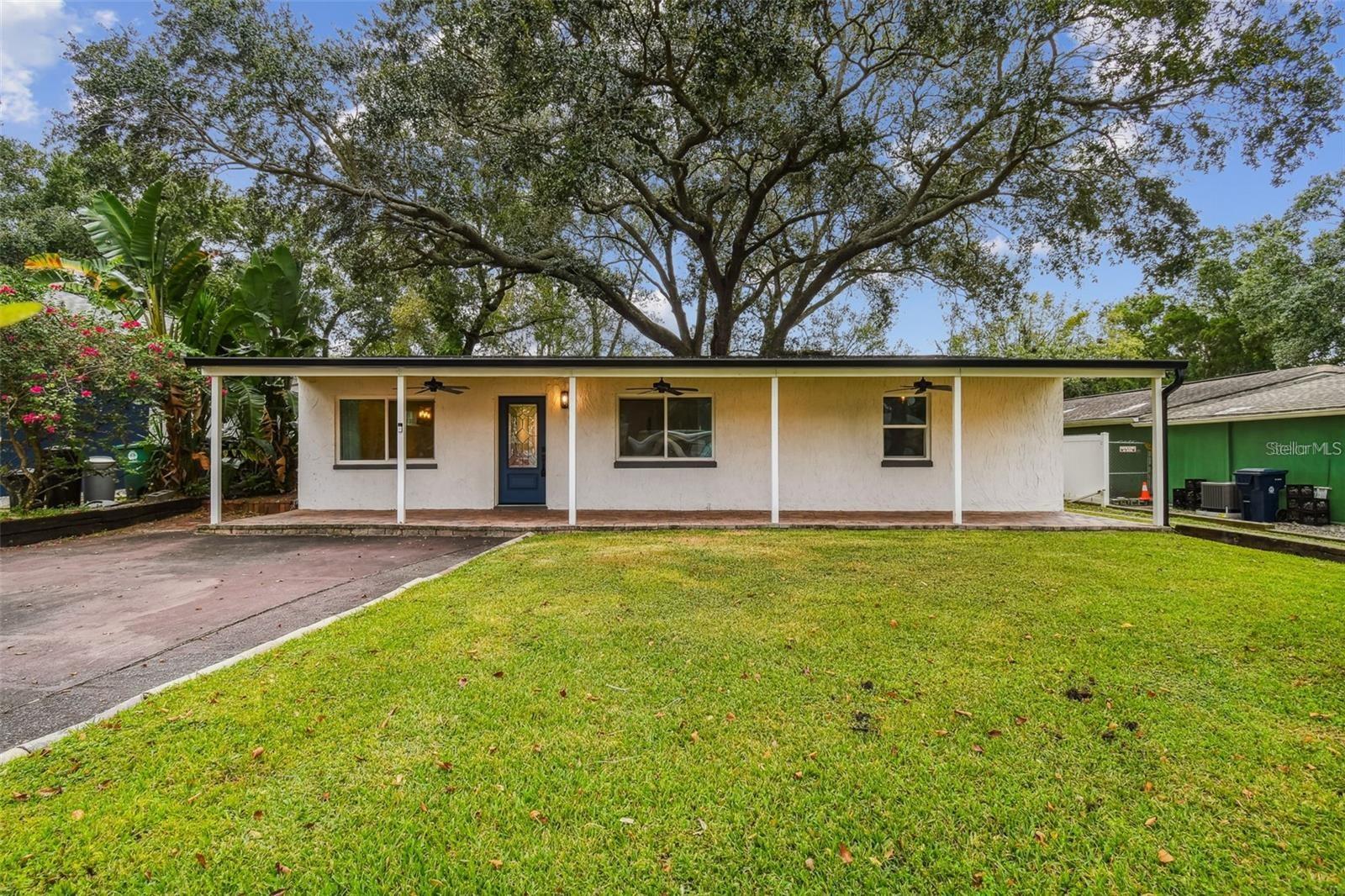 1717 W Eldred Drive
