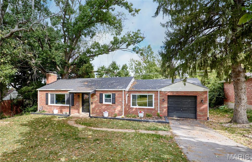 153 Signal Hill Drive