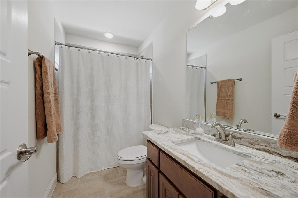 2708 W Cascade Drive