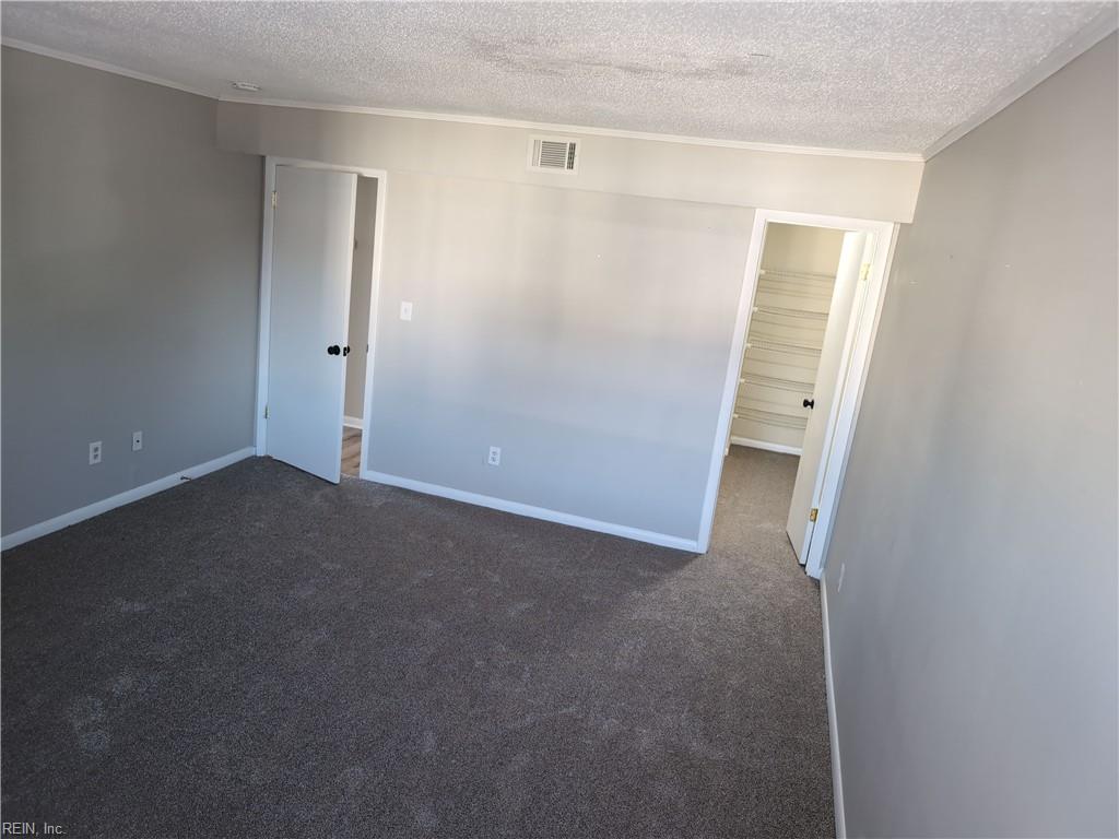 526 Glenn Regis Way