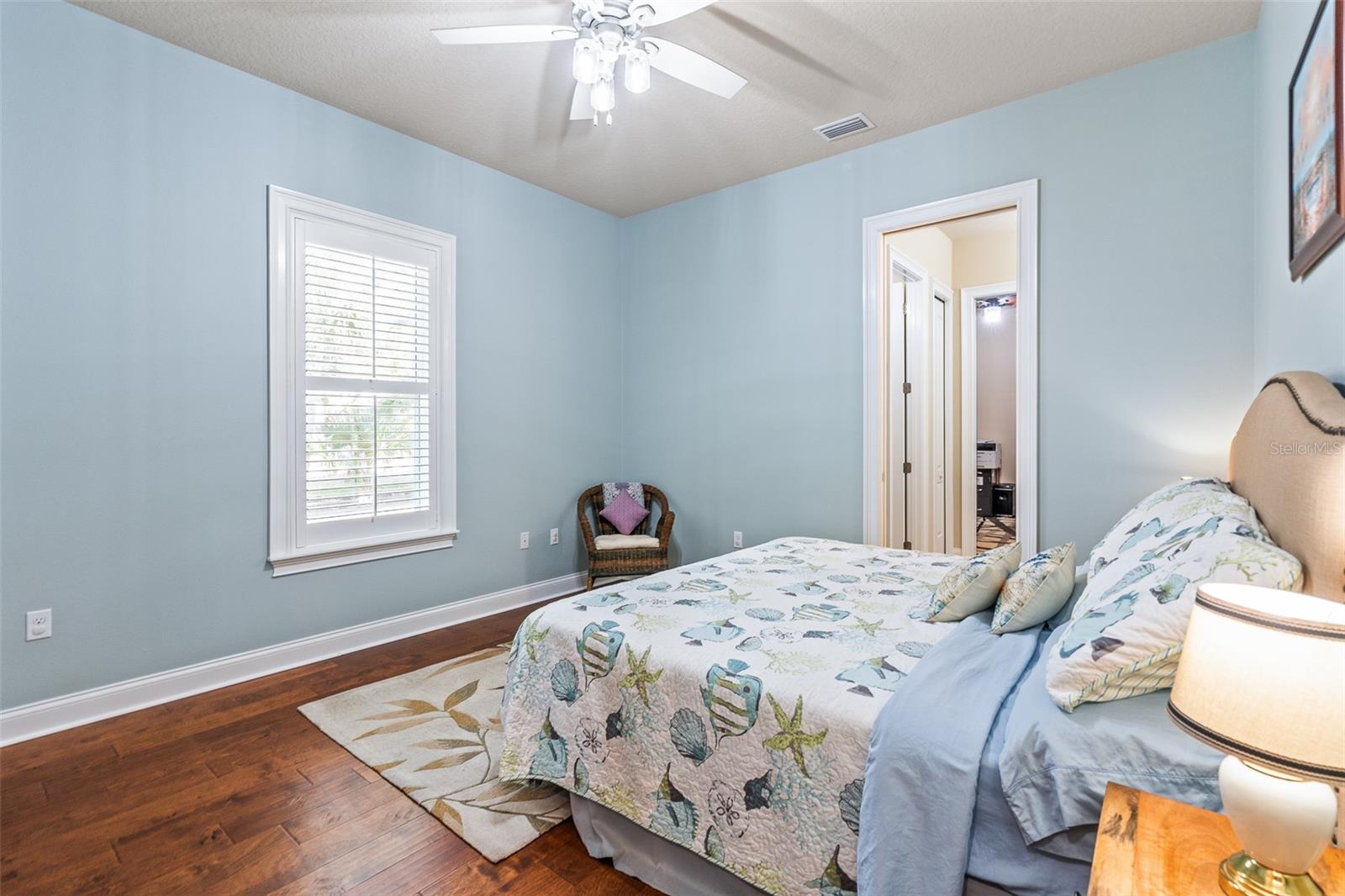 2 Humming Bird Circle