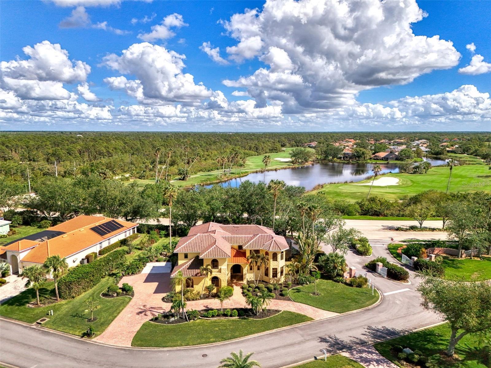3060 Rivershore Lane