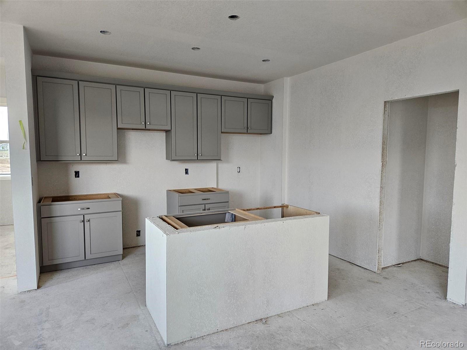 6036 Caribou Drive