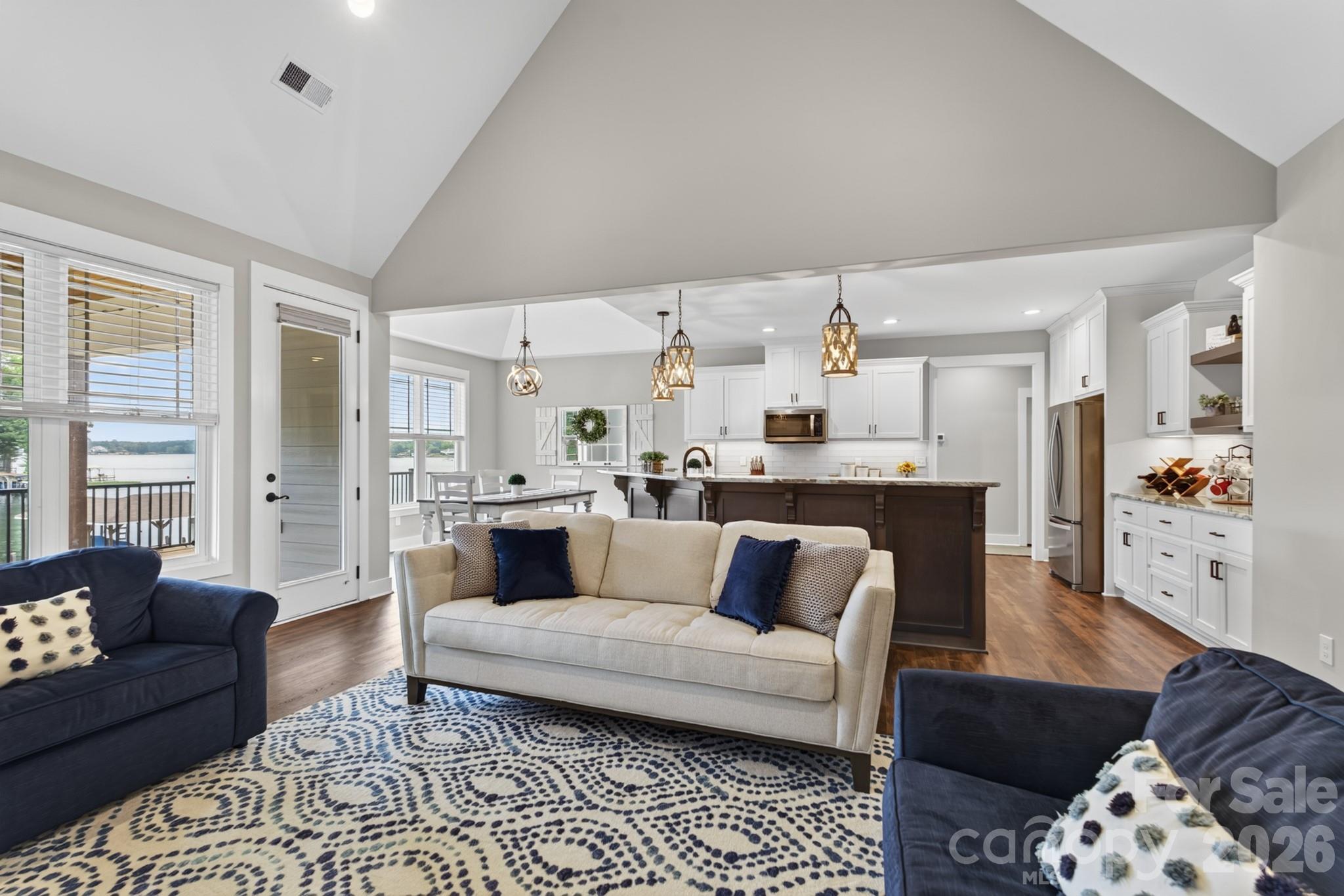 157 Landing Trail