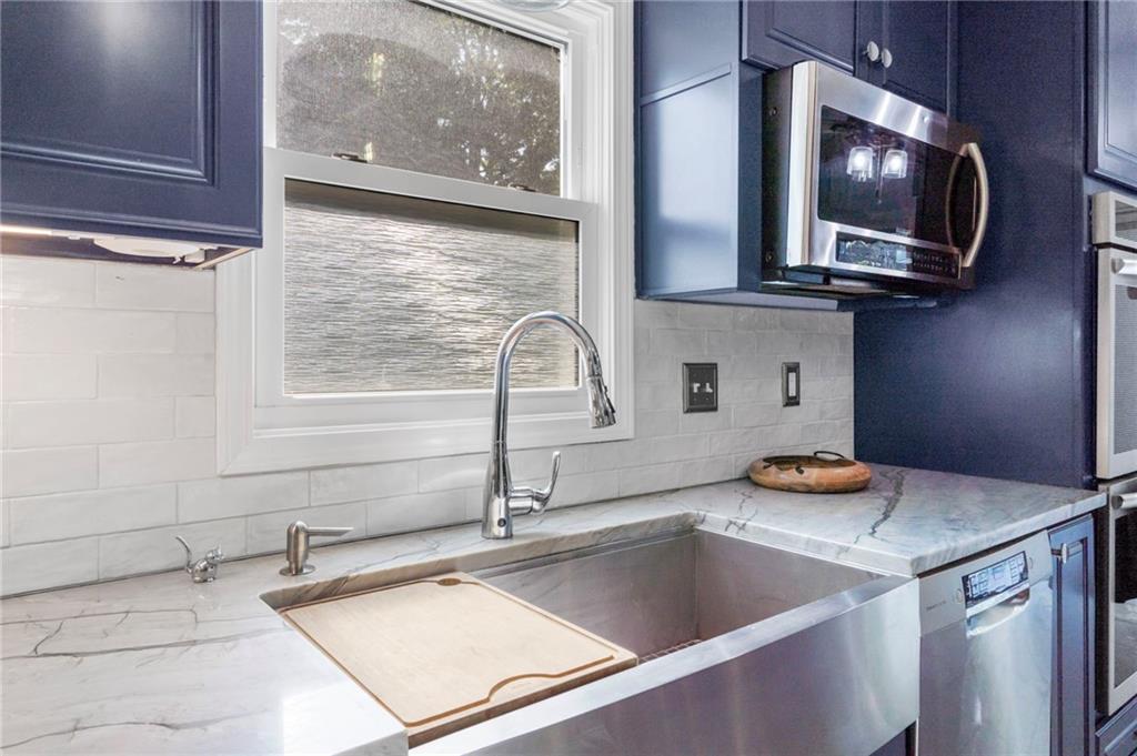 16011 W 149th Terrace