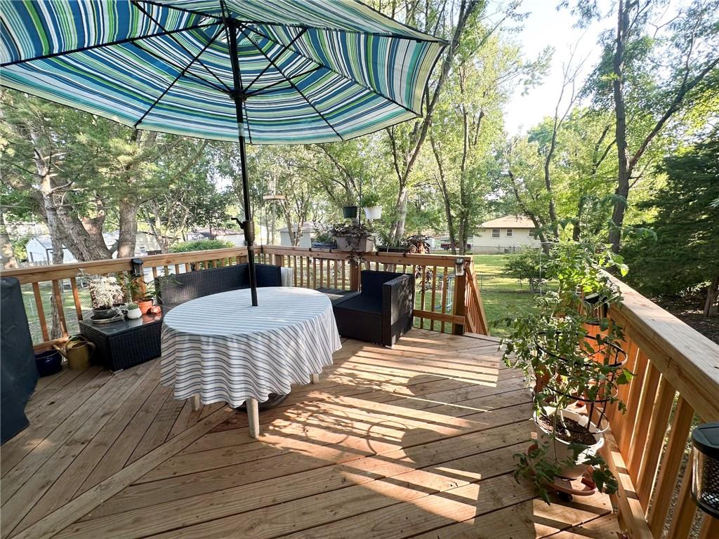 2017 Metropolitan Avenue