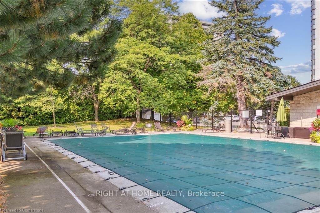 3303 W Don Mills Rd 201