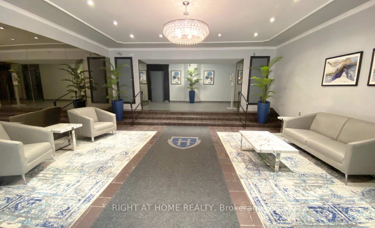 780 W Eglinton Ave 603