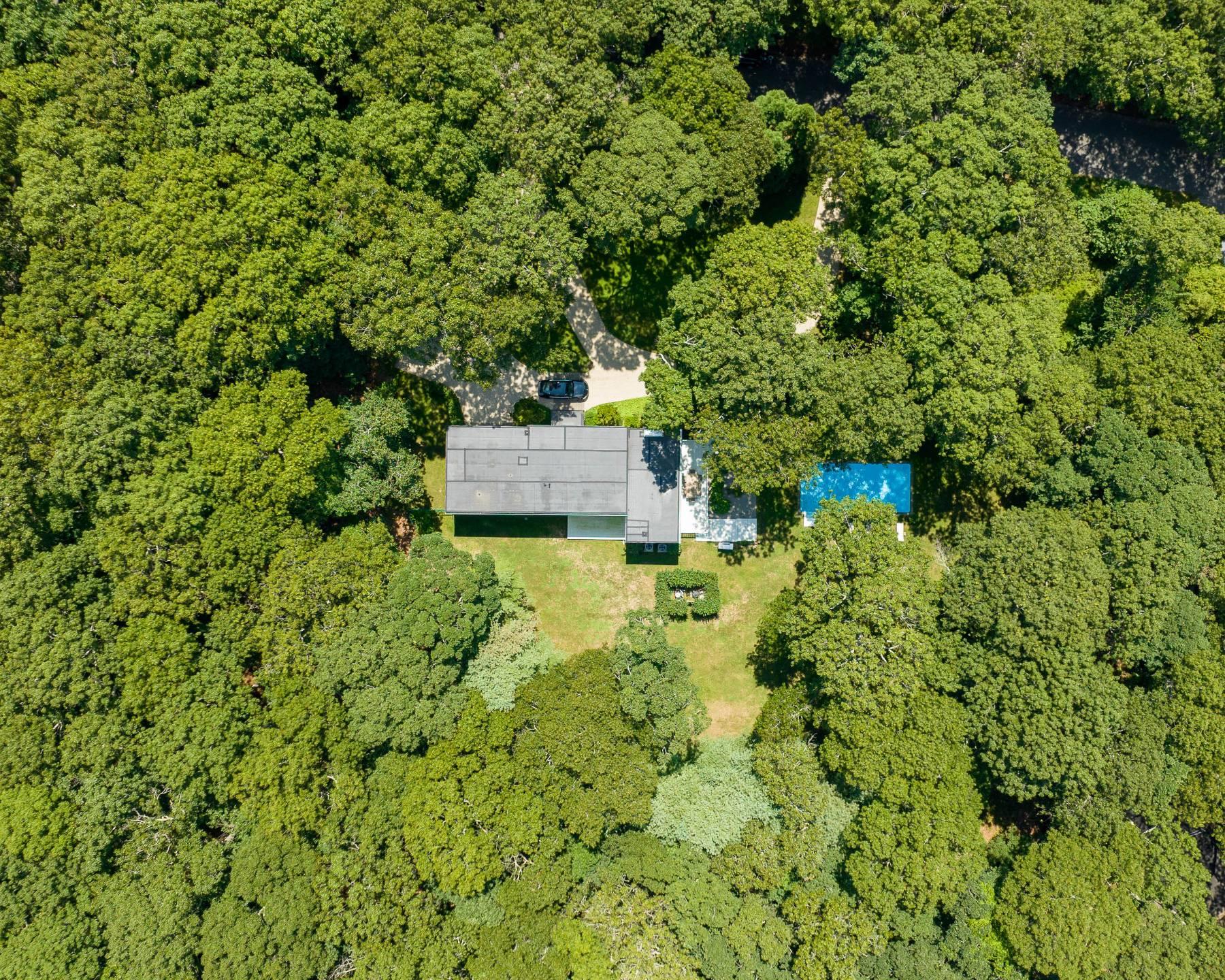 28 Georgica Close Road