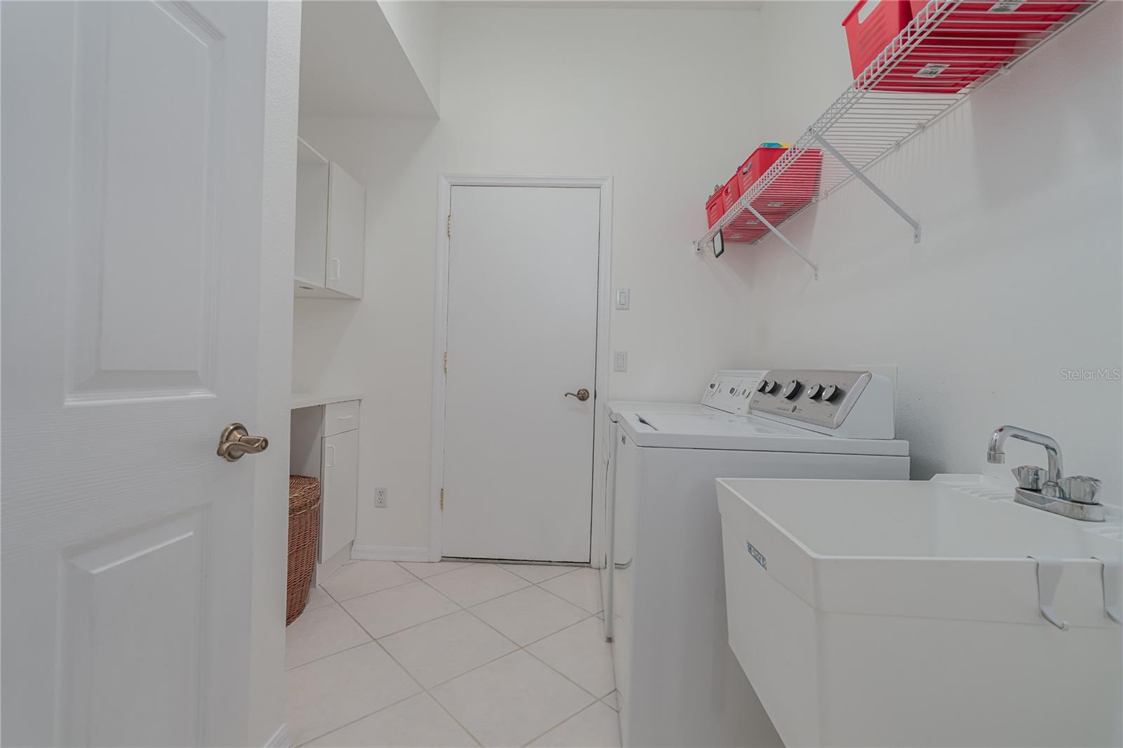 6101 Laurel Creek Trail