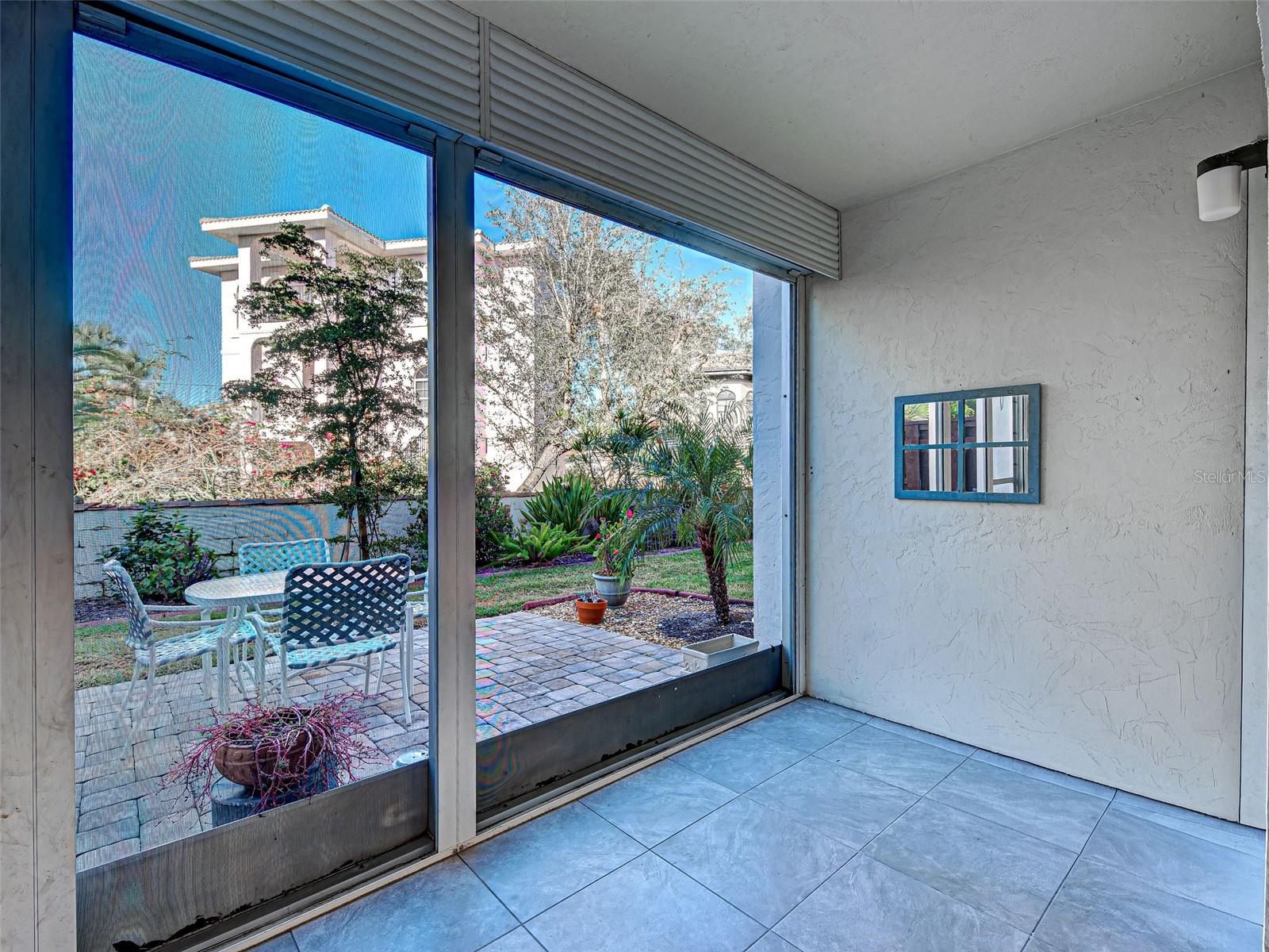 260 Santa Maria Street 109