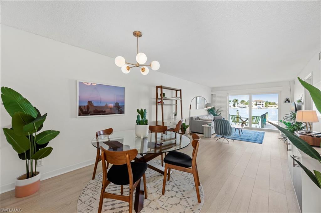 1202 Edington Pl B102