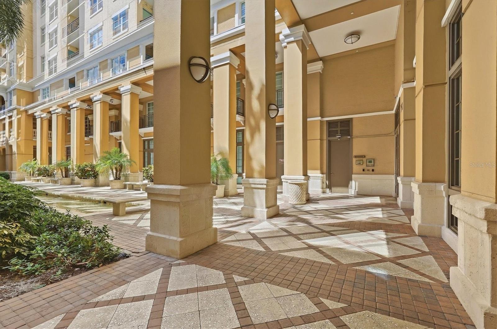 750 N Tamiami Trail 517