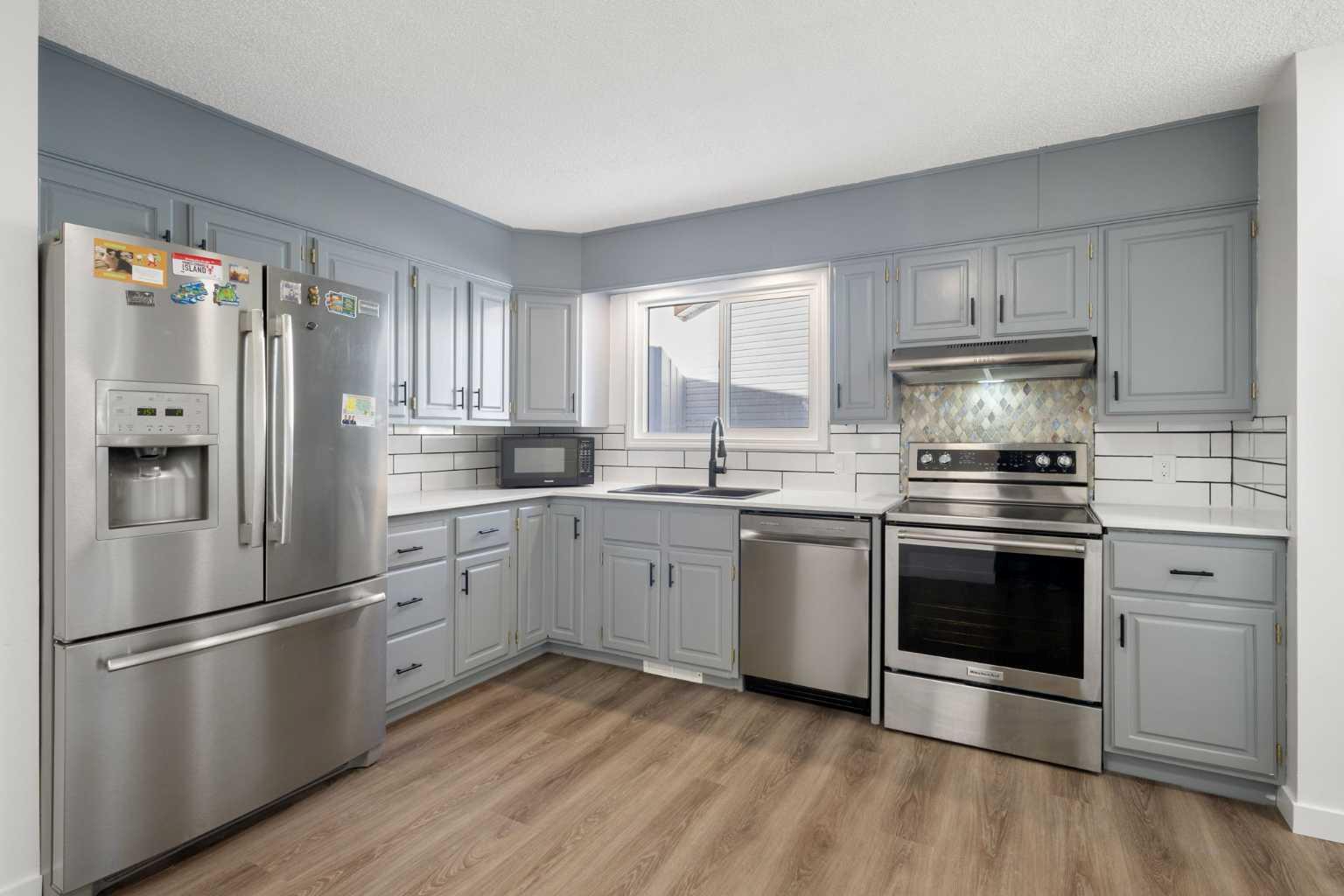 95 Beddington Way NE