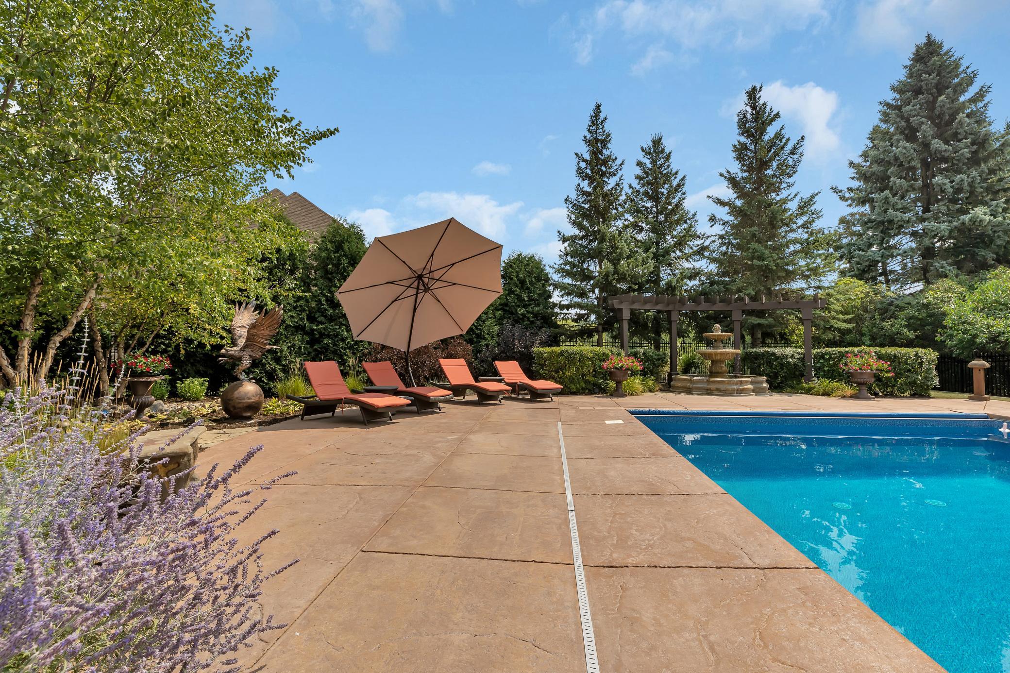 2255 Chelmsford Lane