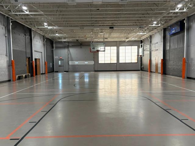 120 W Grant