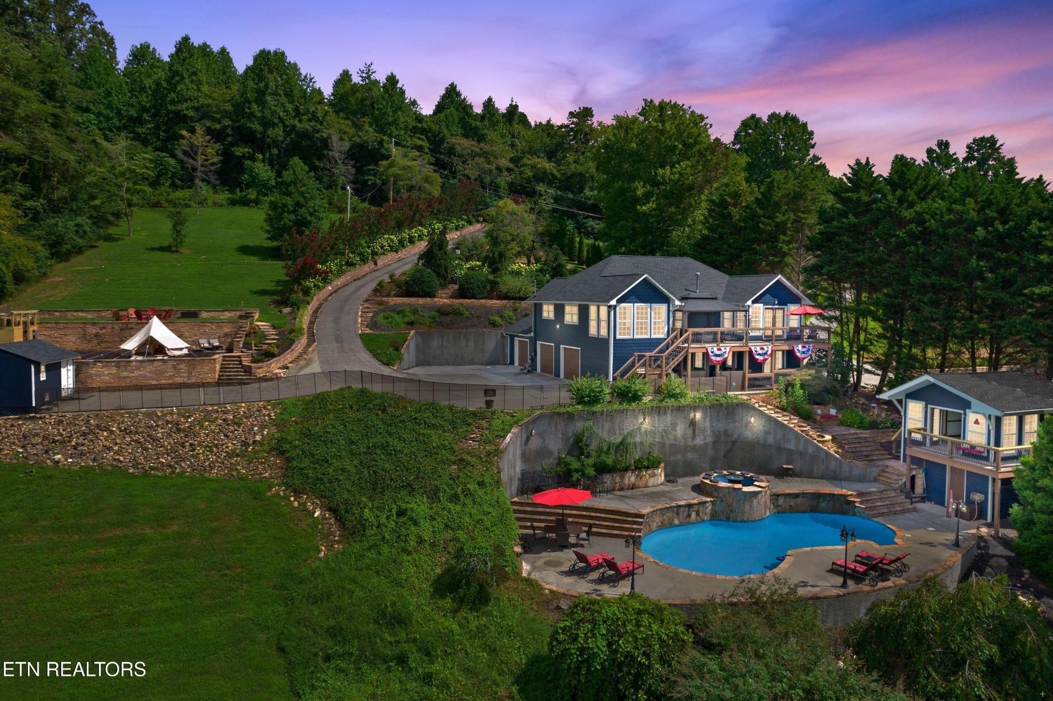 141 Settlers Rd