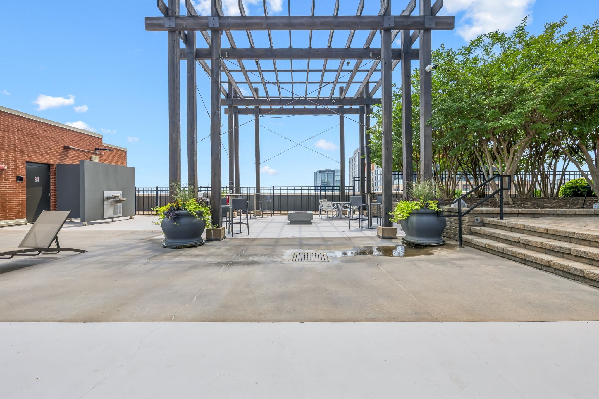 600 12th Ave S #525 525