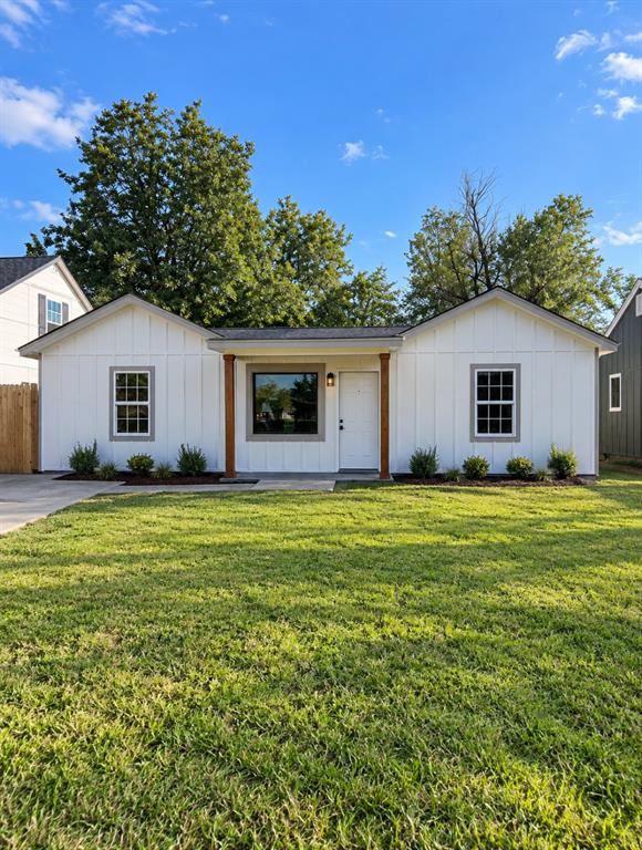 Beautifully remodeled inside and out, this stunning Oklahoma City home delivers standout curb appeal and modern style from the moment you arrive. The home has been thoughtfully updated with high-quality finishes, a fresh contemporary color palette, and a layout designed for comfortable everyday living.Located just moments from the Britton Historic District, you’ll enjoy quick access to local dining, boutique shopping, major retailers, and convenient highway connections that make commuting across the metro a breeze.Step inside to find gorgeous flooring, updated lighting, sleek fixtures, and a fully refreshed kitchen and bath that showcase the home’s elevated design. Large windows bring in natural light, highlighting the craftsmanship throughout. The exterior is equally impressive with great curb appeal and a welcoming presence that sets this home apart.A perfect blend of charm, style, and location — this remodeled gem is move-in ready and waiting for its next owner.