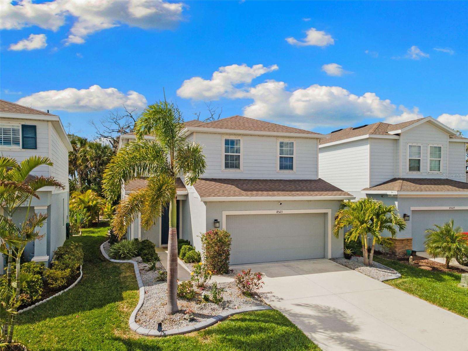 8523 Rain Lily Crossing