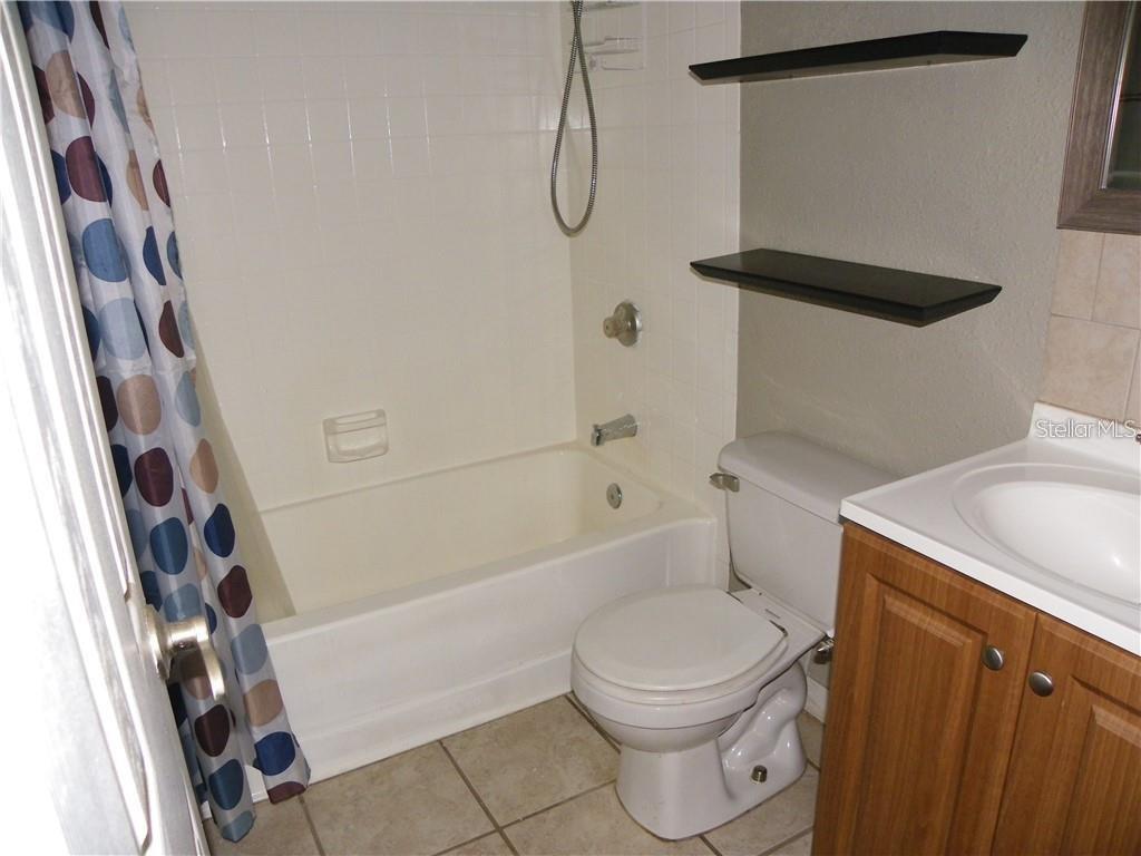 8722 Mallard Reserve Drive 204