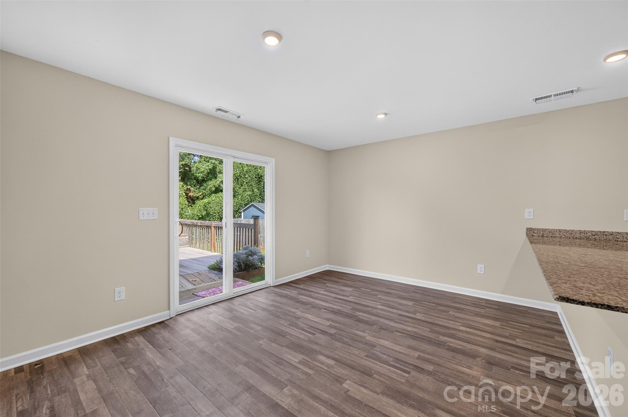 1475 Cannan Mountain Drive