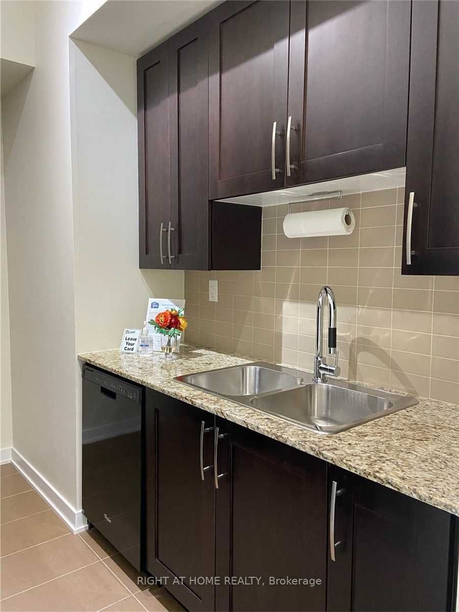 4065 Brickstone Mews 208