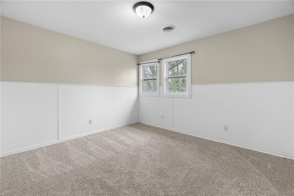 211 N Lincoln Street