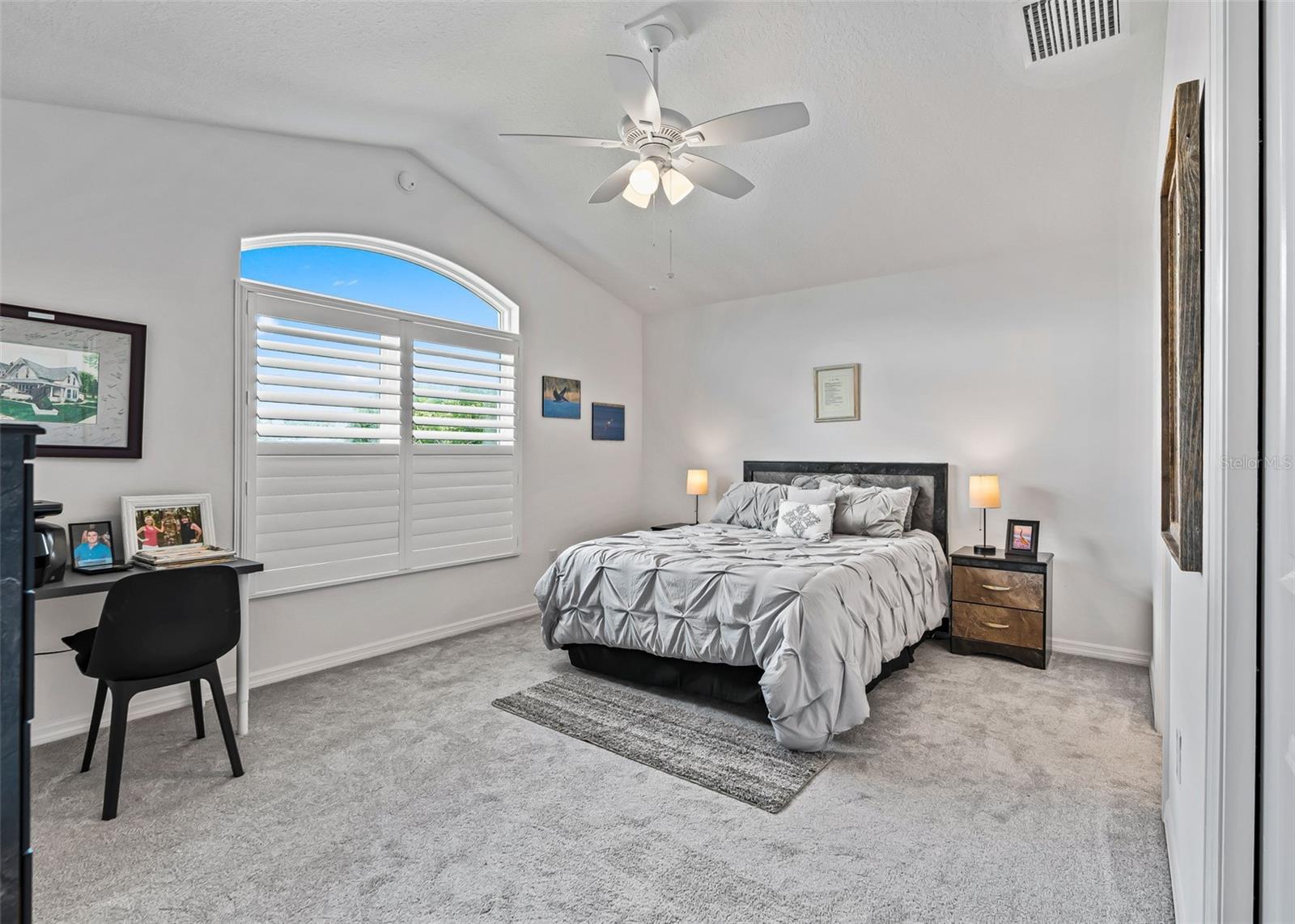 1110 Ebling Loop