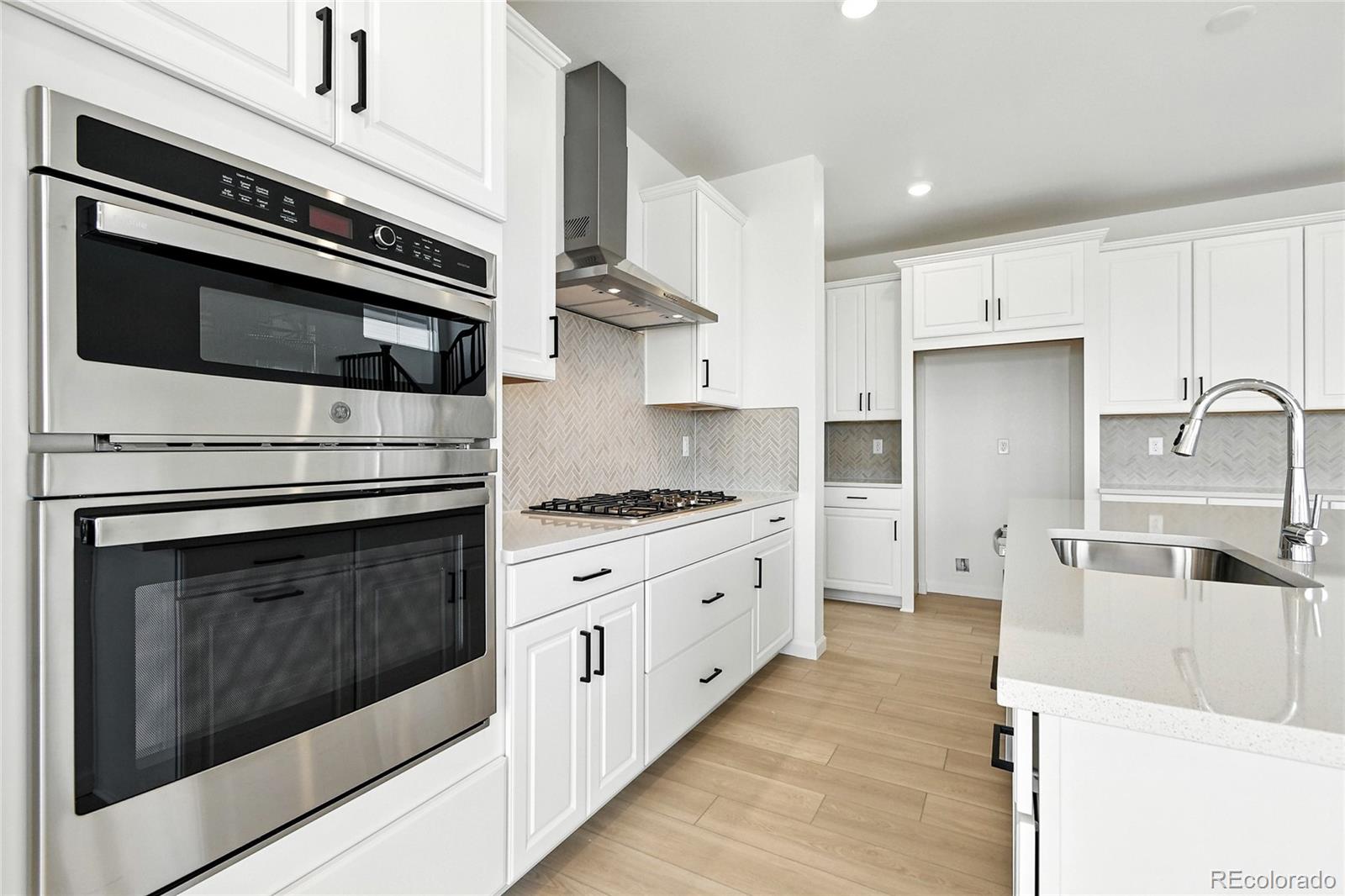 8836 Whiteclover Street