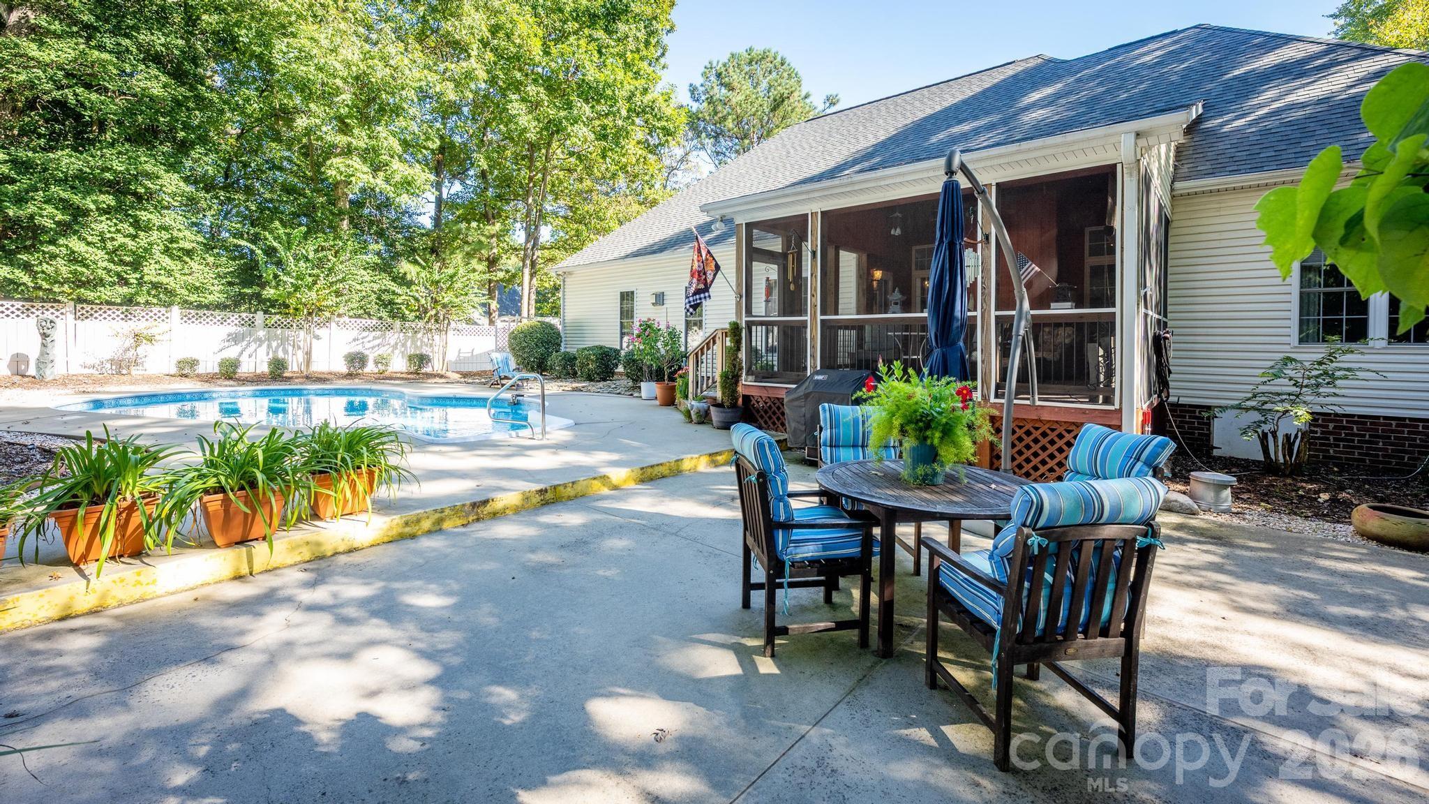 7843 Nine Iron Court