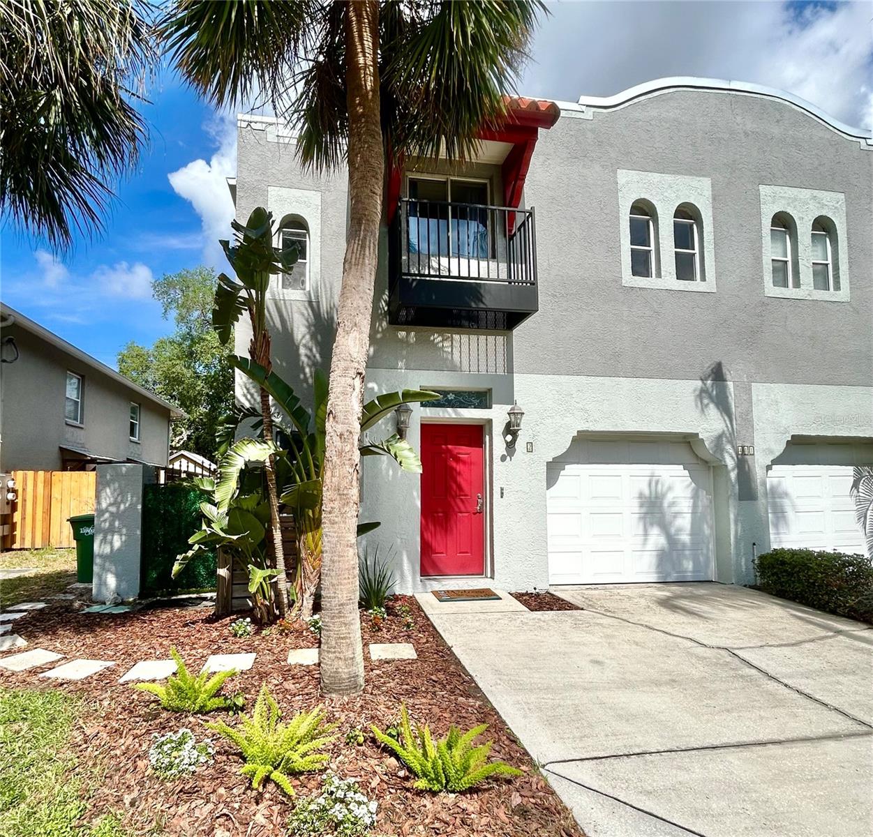 Under contract-accepting backup offers. **MOTIVATED SELLER - all reasonable offers will be considered** NEW ROOF, NEW beautiful waterproof FLOORS!! Just steps away from Hyde Park Village, this Spanish inspired townhome isn't just a perfect location for recreation and top-tier schools, but ready for your personal touch on the hub of the home!! Flooded with natural light, the main living area features gorgeous Pergo laminate and an open concept perfect for Gasparilla pre-parties with your own private outdoor space and full dining area. The kitchen is equipped with stainless steel appliances, provides extra storage with a large pantry and wall space for additional cabinets or furniture, as well as a peninsula for guests to comfortably chat with the chef. Your staircase is illuminated by a skylight that leads you to the 3 bedrooms and 2 full baths upstairs. The first two bedrooms are well-sized with an adjacent bath and convenient upstairs full-size laundry area. At the end of the hall, you'll find an expansive primary suite, complete with flex space for relaxation or mini gym, large walk-in closet and oversized ensuite bath featuring double sinks, walk-in shower and garden tub! All the interior space is complemented by the low maintenance of an HOA that covers exterior painting (2019), water, trash and roof (2025)! Fence (2021), AC (2016) and the home is fully wired with a security system. 

Enjoy the Florida lifestyle with easy access to shopping, local events, dining, Bayshore Blvd, downtown Tampa & Water Street! Whether you're a first-time homebuyer or looking for a great second home in the sunshine, this home offers the perfect blend of comfort and convenience. Welcome home!