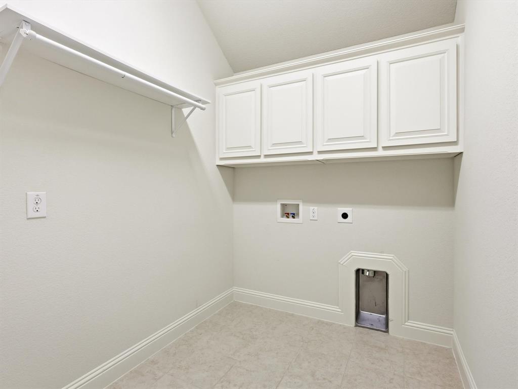 10113 Warberry Trail