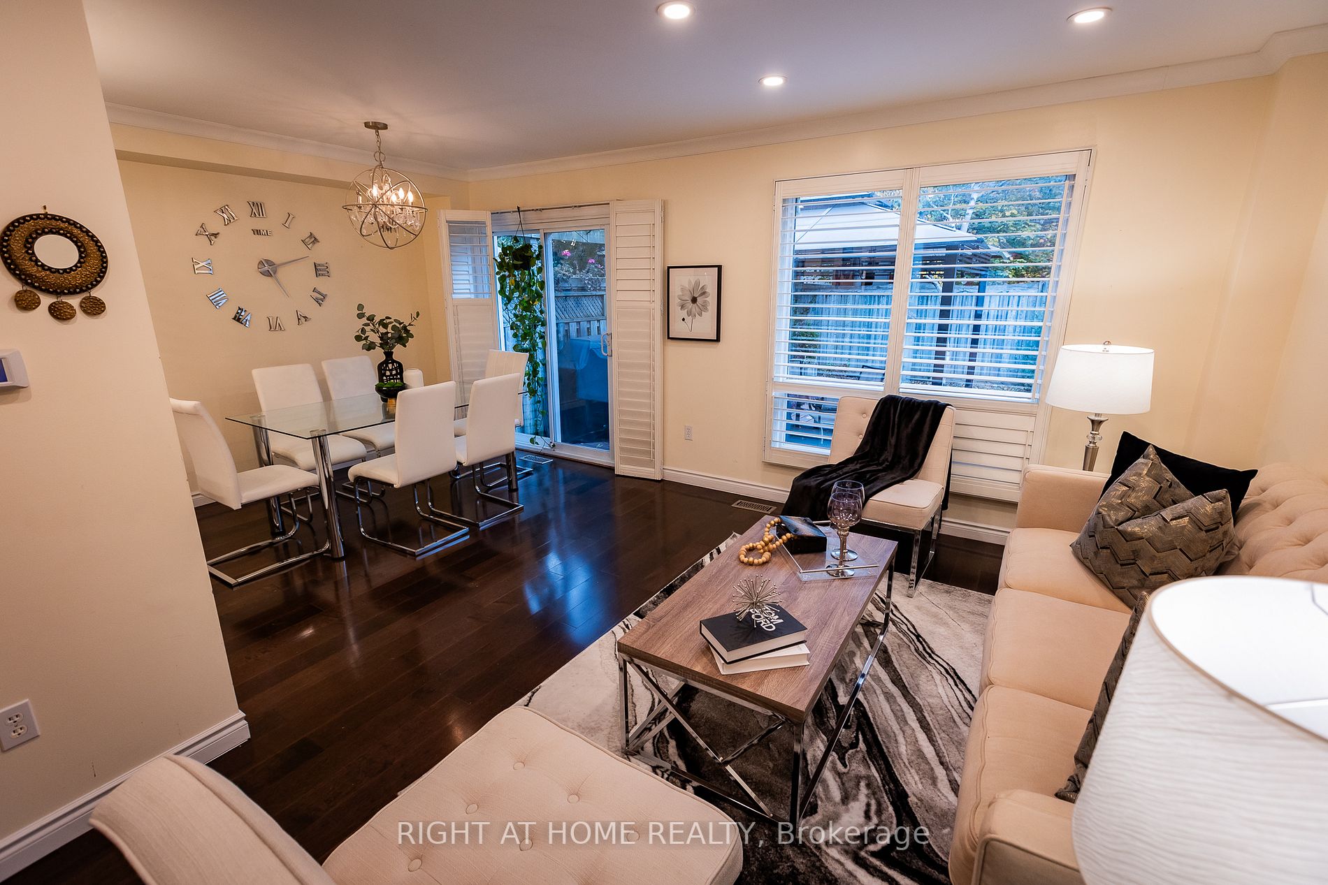 2077 Golden Orchard Tr
