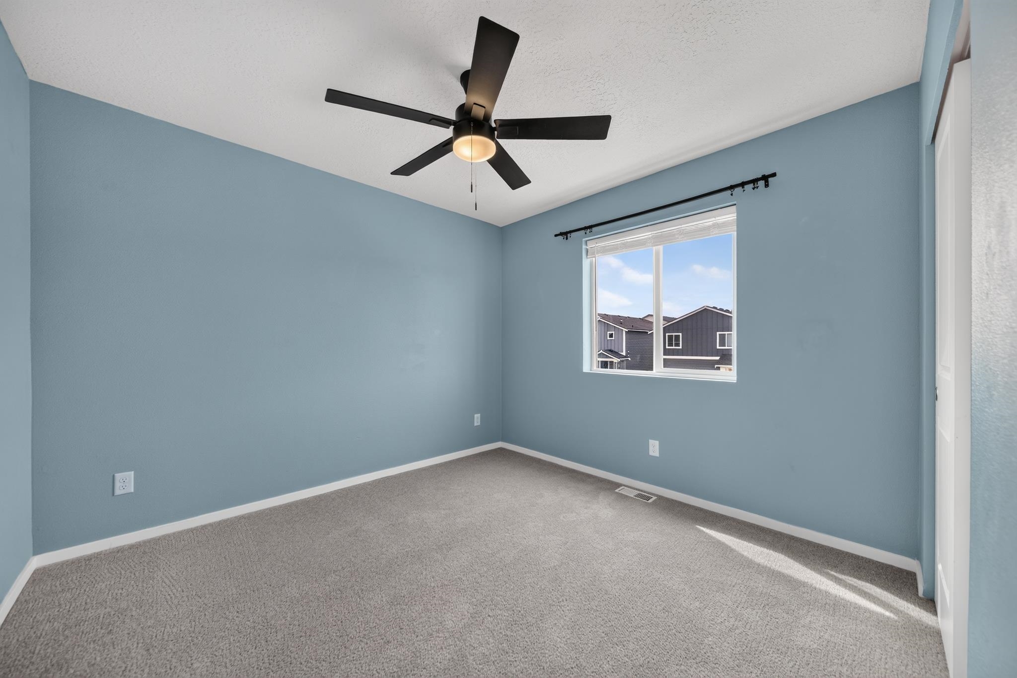4440 W Bedford Ave