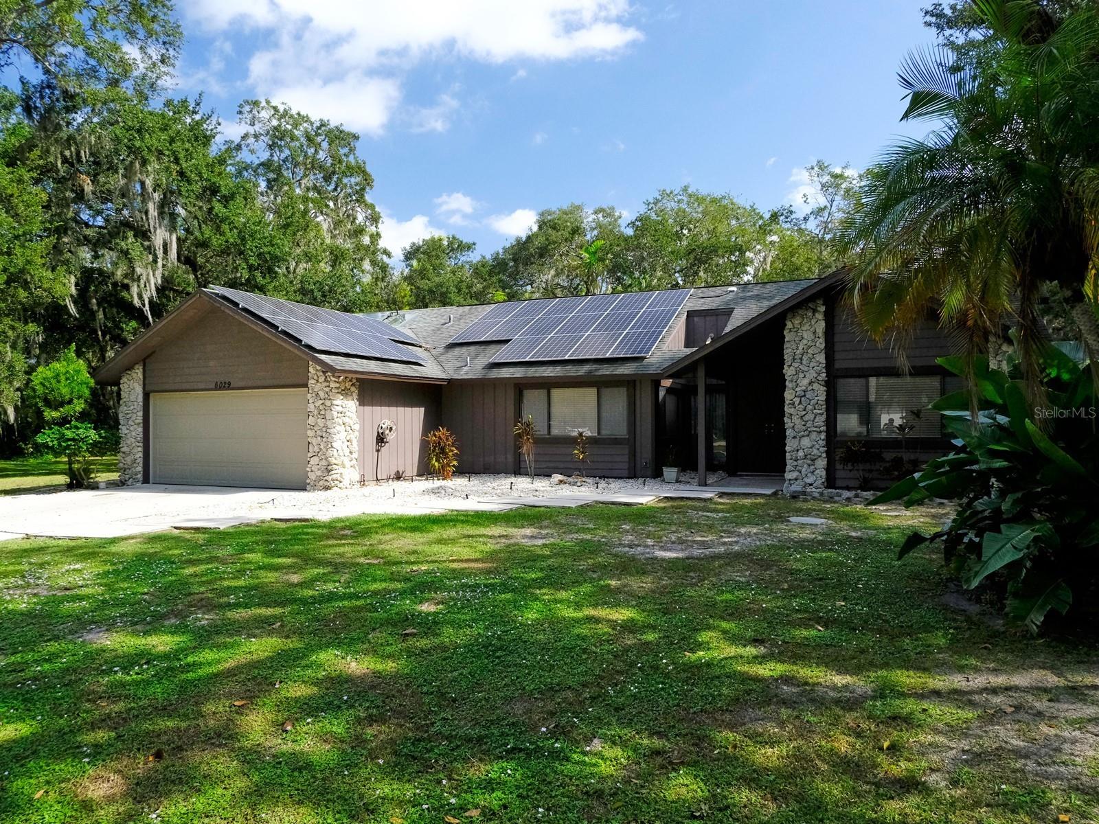 6029 Ravenwood Drive