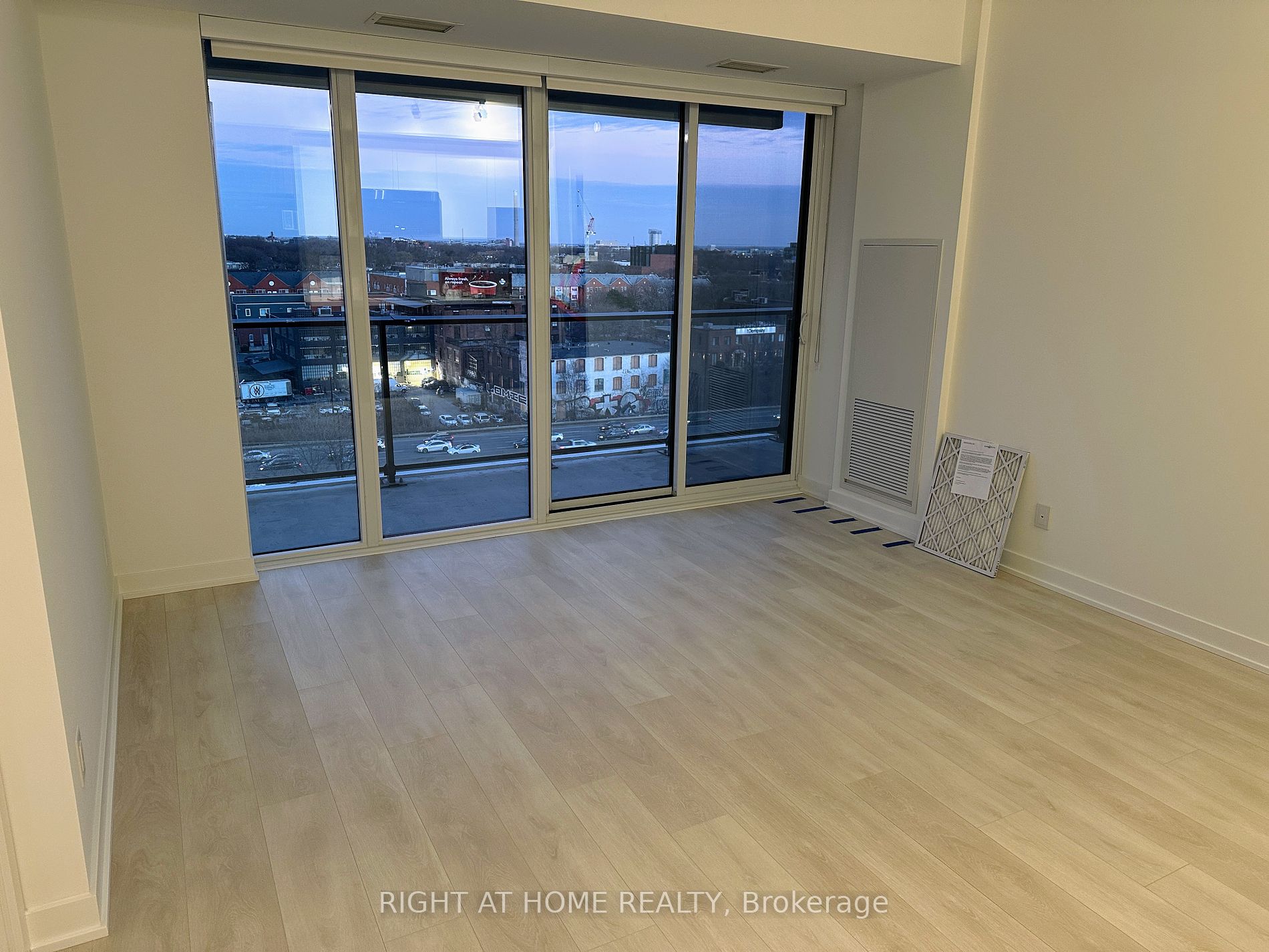5 S Defries St 710