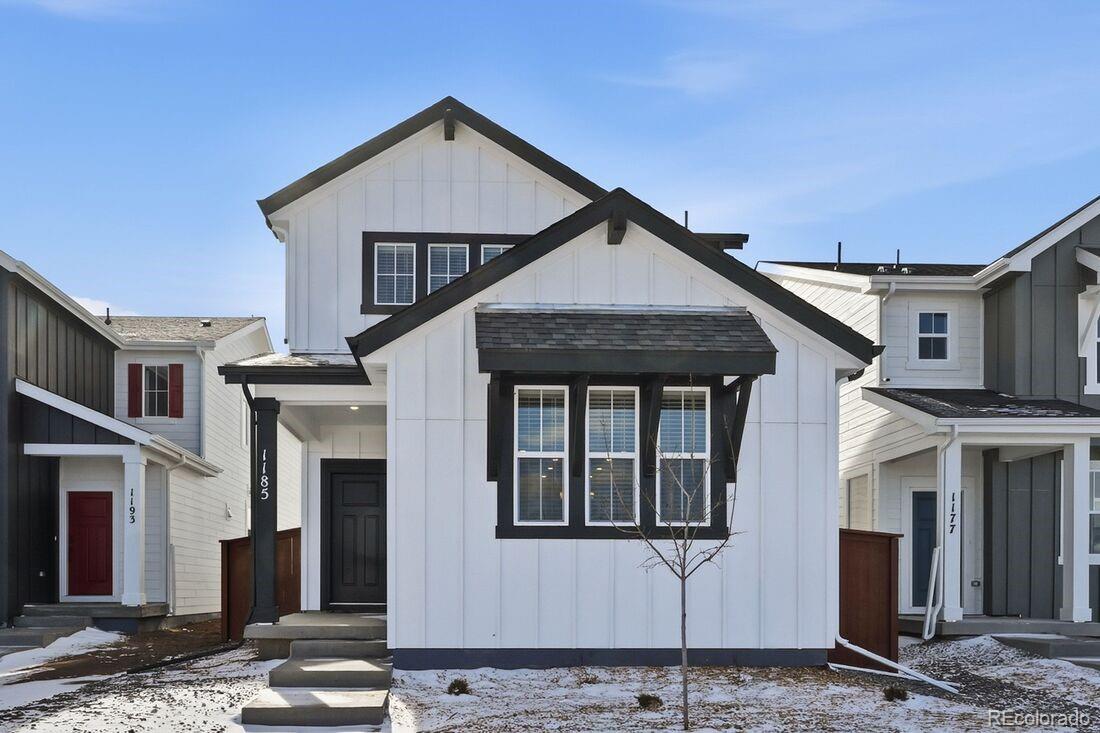 1185 Prospect Aly