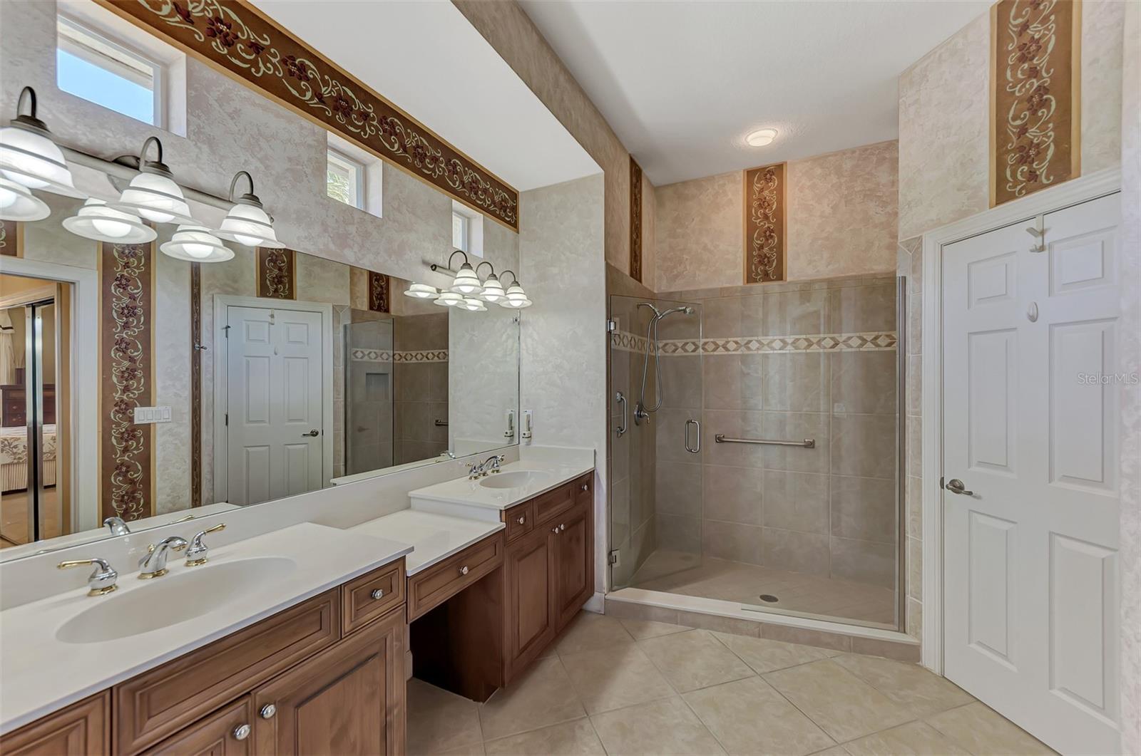 4233 Grosse Pointe Drive